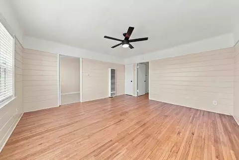 715 Ocean Ave, Seal Beach, CA 90740