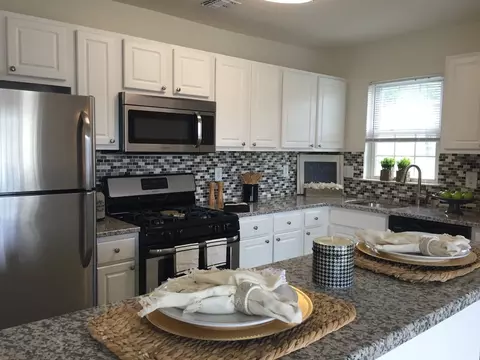 175 Daphne Dr, Marlton, NJ 08053 photo 2