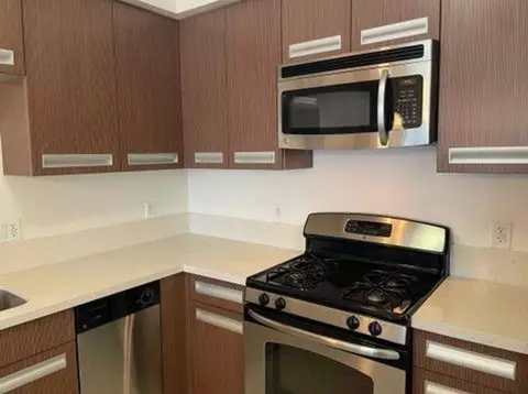 6828 Van Nuys Blvd, Van Nuys, CA 91405