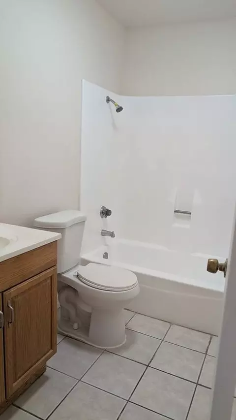 504 W Berkeley Ct, Ontario, CA 91762