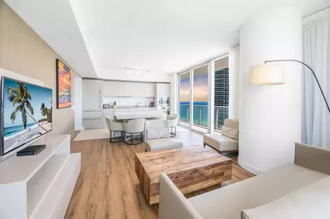 4011 S Ocean Dr, Hollywood, FL 33019