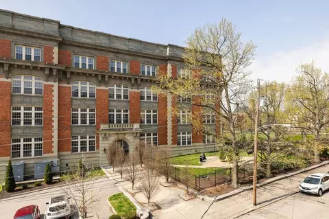 1304 Broadway, Cincinnati, OH 45202 photo 25