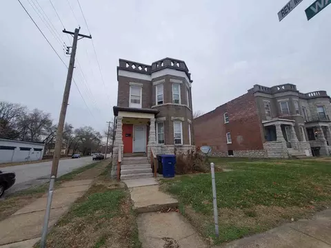 4641 Washington Blvd, Saint Louis, MO 63108