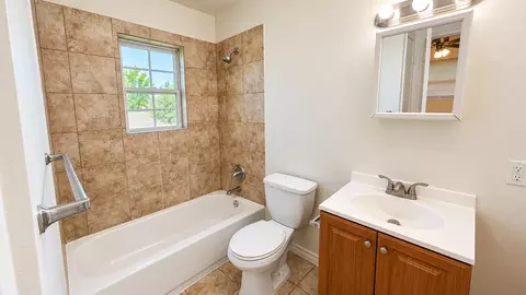 211 Skyway Dr, Euless, TX 76040 photo 18