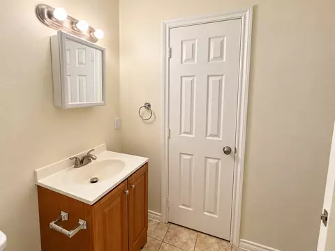 211 Skyway Dr, Euless, TX 76040 photo 21