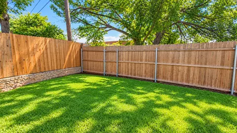 211 Skyway Dr, Euless, TX 76040 photo 24