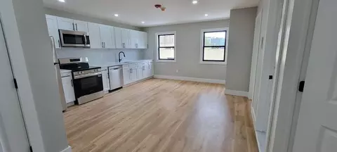 260 Bradford St, Albany, NY 12206