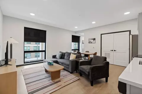 423 E Michigan St, Indianapolis, IN 46204