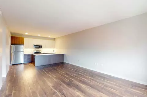 520 E Armour Blvd, Kansas City, MO 64109