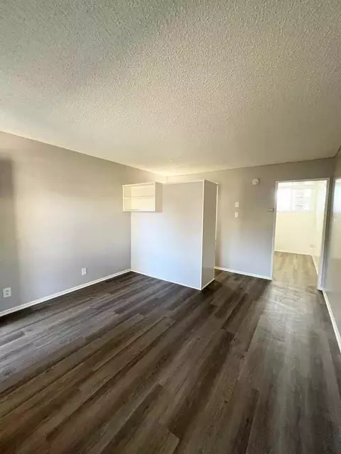 3251 E Artesia Blvd, Long Beach, CA 90805