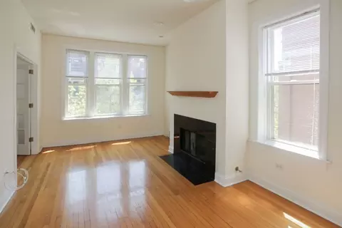 3846 N Southport Ave, Chicago, IL 60613