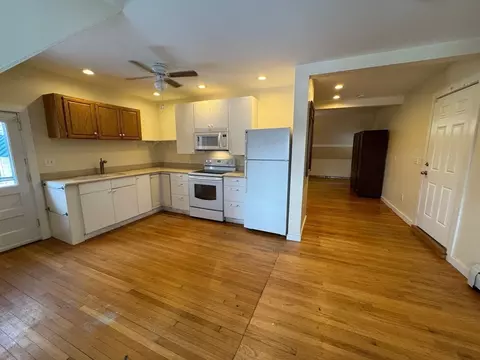 107 Front St, Springfield, VT 05156