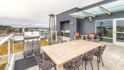 285 8th Ave N, Seattle, WA 98109 photo 26