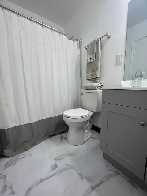 2565 Riverside Dr, Columbus, OH 43221 photo 16