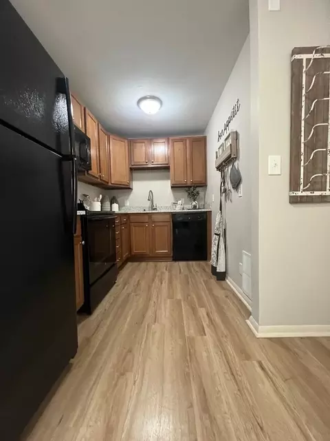 2565 Riverside Dr, Columbus, OH 43221 photo 3