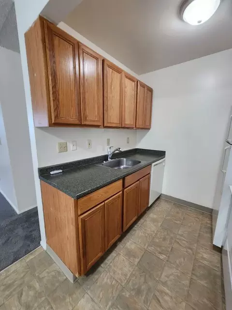 2288 Northgate Ave NE, Salem, OR 97301