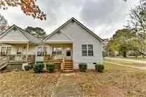 307 Hoskins Mill Ln, Charlotte, NC 28208