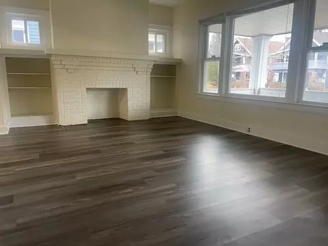 1605 Hillcrest Rd, Cleveland Heights, OH 44118
