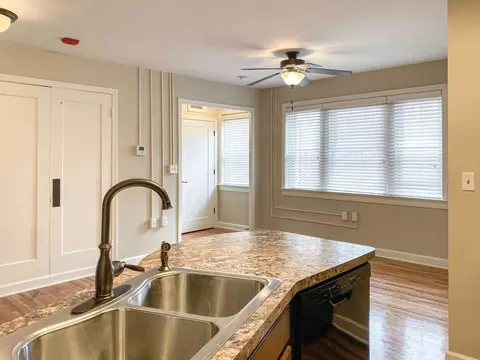 1001 University Ave, Columbia, MO 65201 photo 9