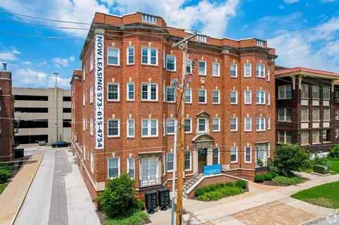 1001 University Ave, Columbia, MO 65201 photo 5