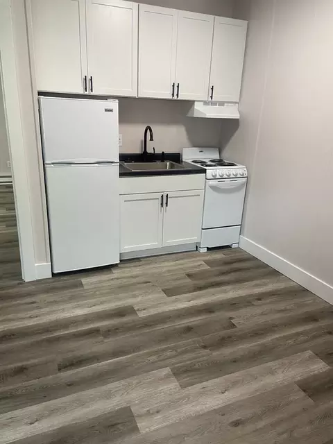 409 E 10th St, Bloomington, IN 47408 photo 12