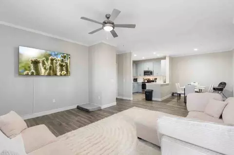16356 N Thompson Peak Pkwy, Scottsdale, AZ 85260