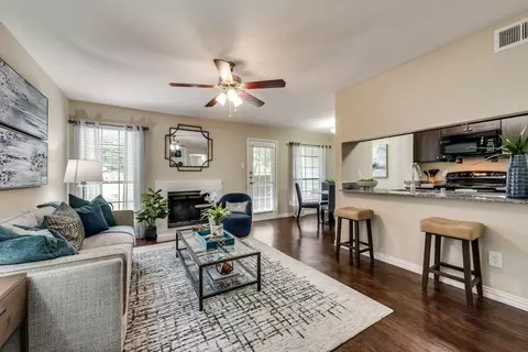1020 Scotland Dr, Desoto, TX 75115 photo 7