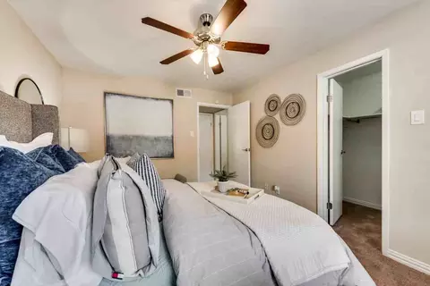 1020 Scotland Dr, Desoto, TX 75115 photo 13
