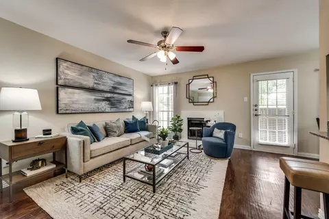 1020 Scotland Dr, Desoto, TX 75115 photo 6
