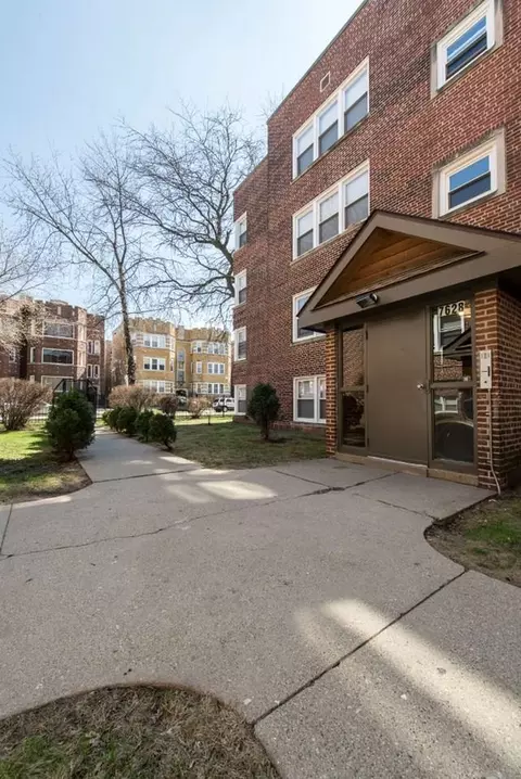 7624 S Kingston Ave, Chicago, IL 60649 photo 14