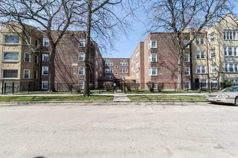 7624 S Kingston Ave, Chicago, IL 60649 photo 11