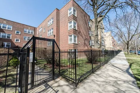7624 S Kingston Ave, Chicago, IL 60649 photo 19