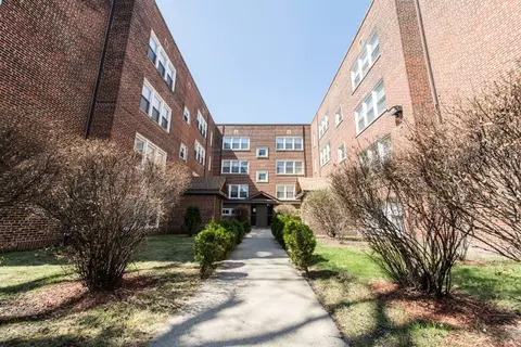 7624 S Kingston Ave, Chicago, IL 60649 photo 17
