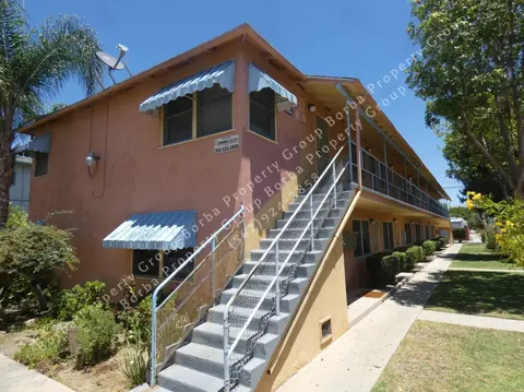 445 W 15th St, Long Beach, CA 90813