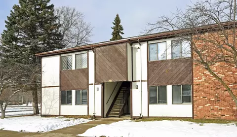 2105 Fruit St, Algonac, MI 48001