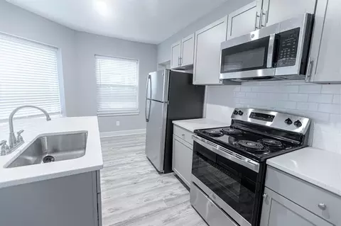 3511 Forest Ave, Kansas City, MO 64109