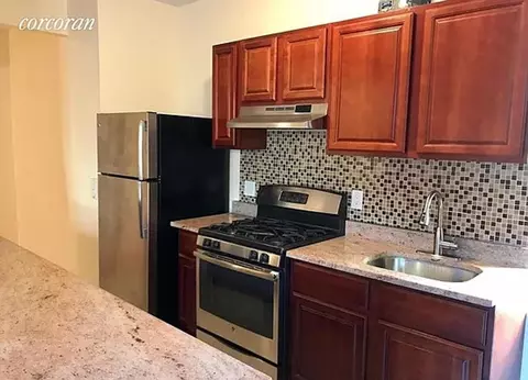 712 W 176th St, New York, NY 10033