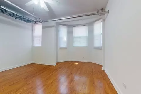 5415 S Woodlawn Ave, Chicago, IL 60615