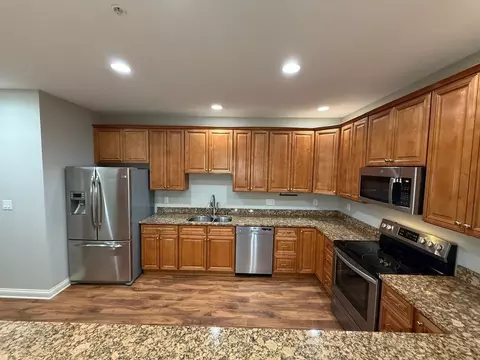 8555 One W Dr, Indianapolis, IN 46260