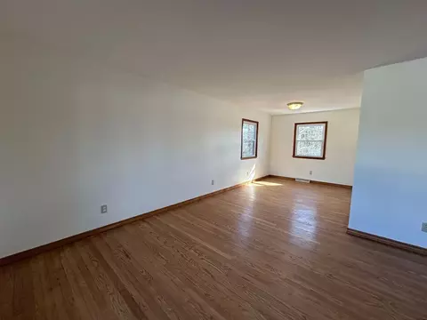 W Morgan Ave, Milwaukee, WI 53221