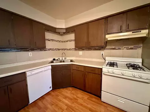 n113w15479 Francese Dr, Germantown, WI 53022