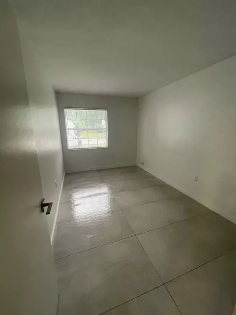 6108 SW 9th Pl, Gainesville, FL 32607 photo 5