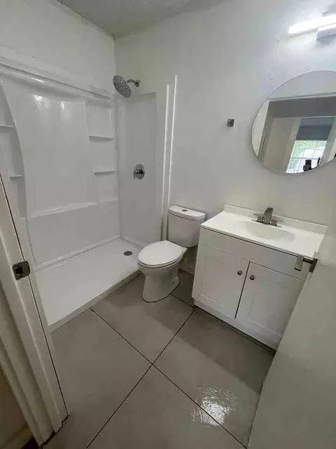 6108 SW 9th Pl, Gainesville, FL 32607 photo 3