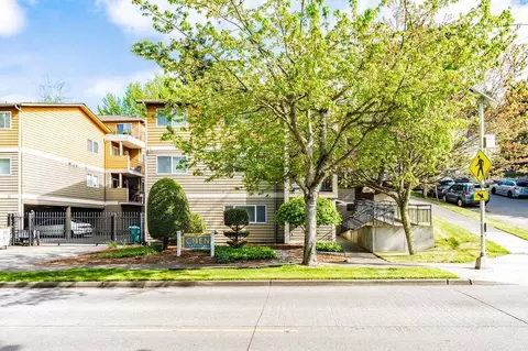 312 N 39th St, Seattle, WA 98103 photo 10