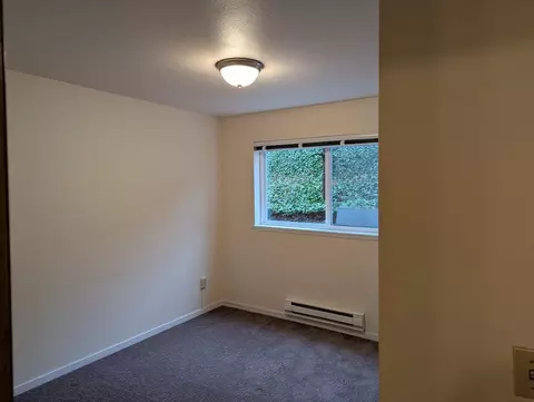 312 N 39th St, Seattle, WA 98103 photo 6