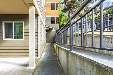 312 N 39th St, Seattle, WA 98103 photo 13