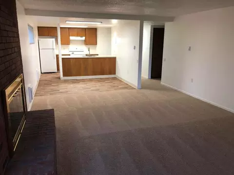 11773 SW King George Dr, King City, OR 97224