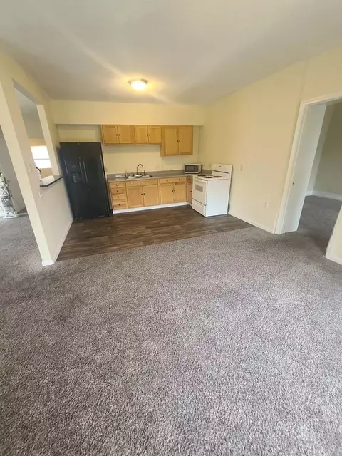 1 E High St, London, OH 43140