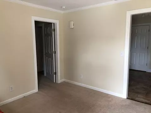327 Pinecliff Dr, Wilmington, NC 28409