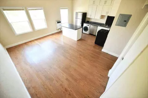 1951 Chestnut St, Berkeley, CA 94702 photo 2
